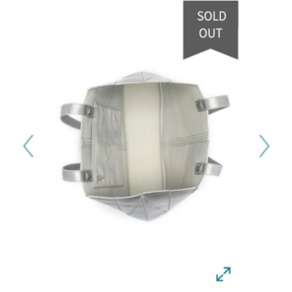 Ted Baker Silver Leather tote handbag bag $189 NWT - Picture 2 of 5